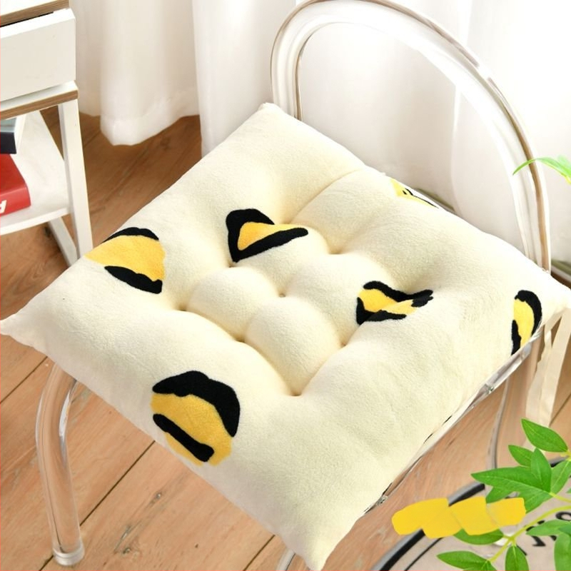 Tooli istmepadi, plüüsmaterjalist, täidis EPE, koomiksi motiiv, moodsas minimalistlik stiil, sobib elutoa, magamistuba, studij ja kontor jaoks