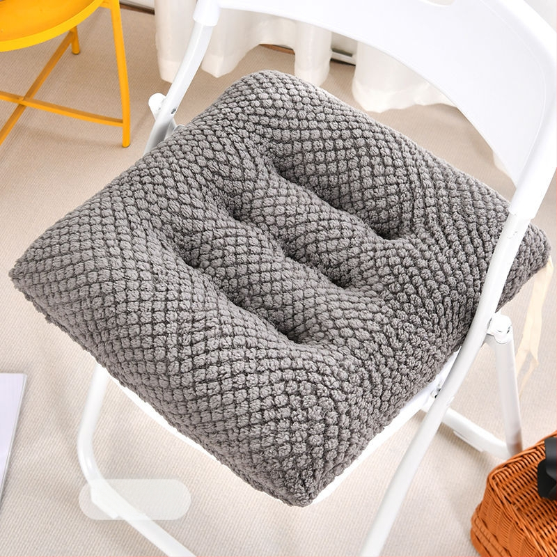 Tooli istmepadi, plüüsmaterjalist, täidis EPE, koomiksi motiiv, moodsas minimalistlik stiil, sobib elutoa, magamistuba, studij ja kontor jaoks