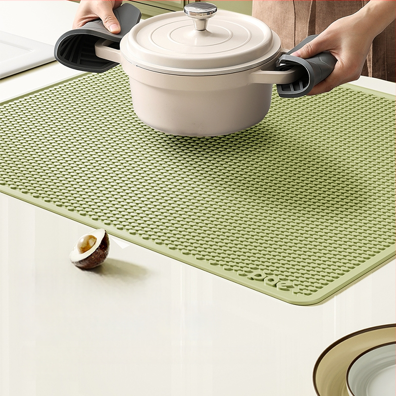 Silikoninis virtuvės kilimėlis – neslystantis, atsparus aukštai temperatūrai, kvadrato formos, aukštos kokybės