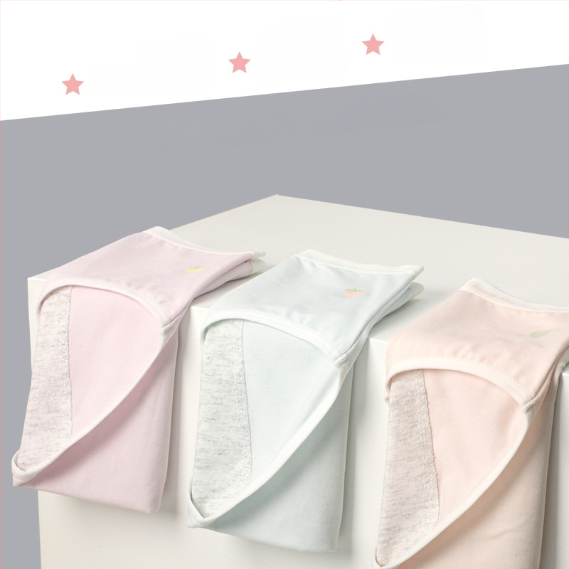 Moteriškos menstruacijų kelnaitės su nuotėkio apsauga ir antibakterine apsauga – vidutinio juosmens, pagrindinis audinys Modal 46%, tarpklos 100% medvilnė