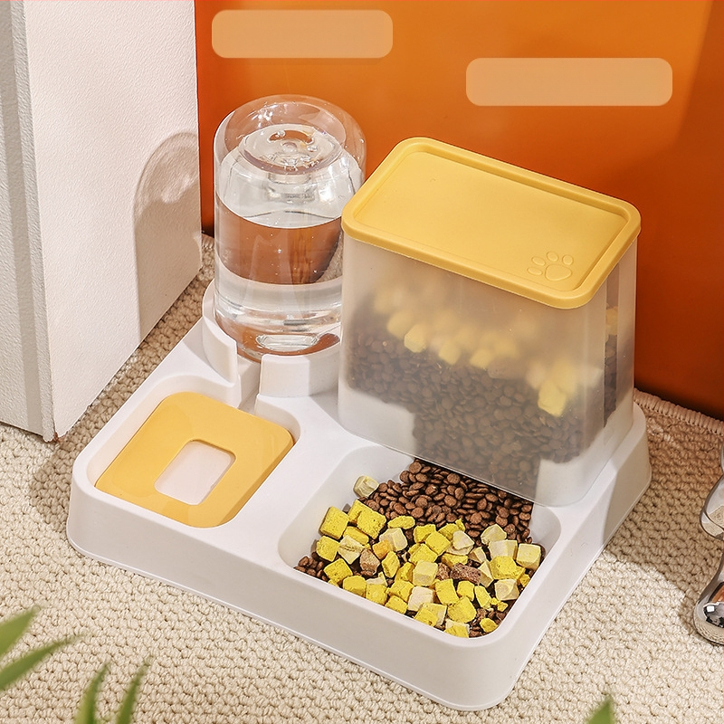 Katės automatinis šėrimas su integruotu vandens dozatoriumi ir dubeniu