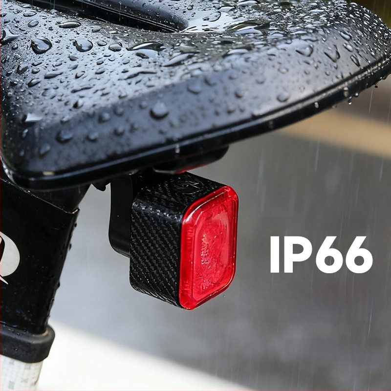 Dviračio galinis žibintas su išmaniu stabdymo jutikliu, USB-C įkrovimas, 600mAh baterija, greito atjungimo tvirtinimas naktiniam važiavimui