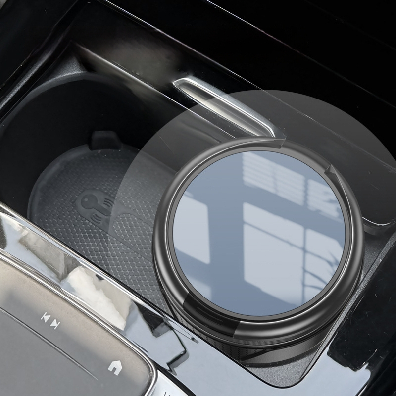 YONG XUN Apšviesta automobilio peleninė — metalinis korpusas, vieno mygtuko atidarymas, tinkama tiek automobiliui ir namams, svoris 203 g