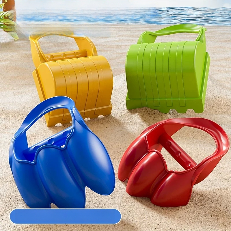 Bērnu pludmales spēļu komplekts ar auto un spēlēm smiltīs un sniegā; plastmasas konstrukcija, vecuma diapazons 4–6 gadi, iekļauts spaiņš un lāpstiņa