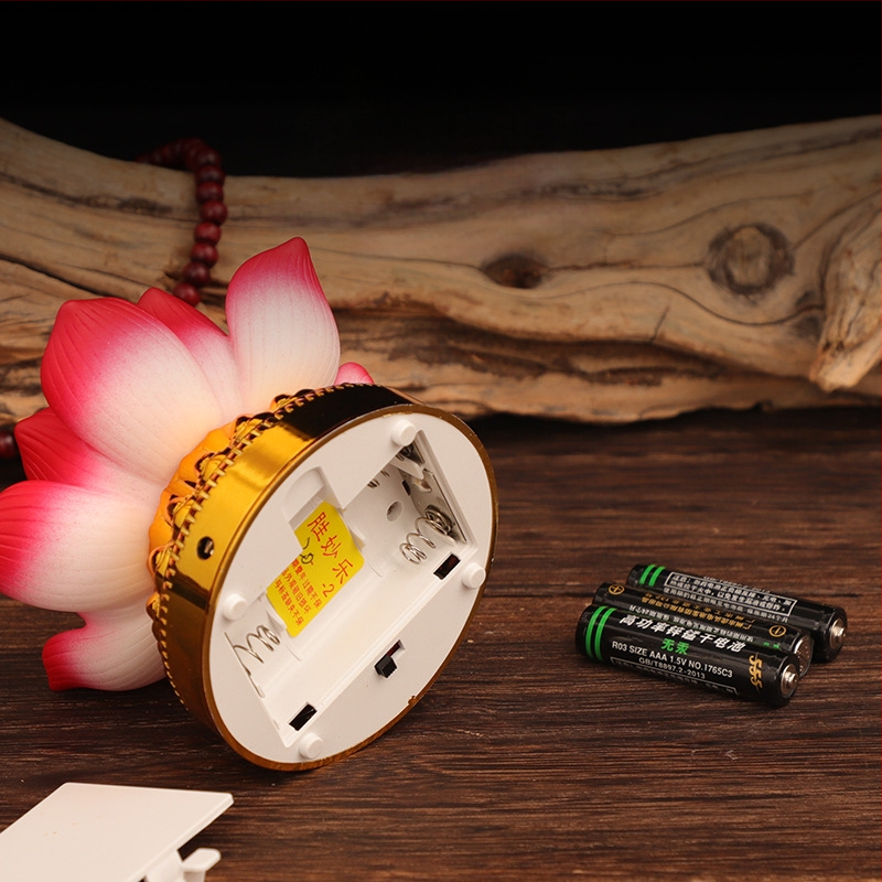 Lotoso lemputė Budos garbinimui — derva; pusiau rankinis ir pusiau mechaninis gaminys; kategorija: lotoso lemputė; naudojimas: religinės prekės; pakuotė: kartonas