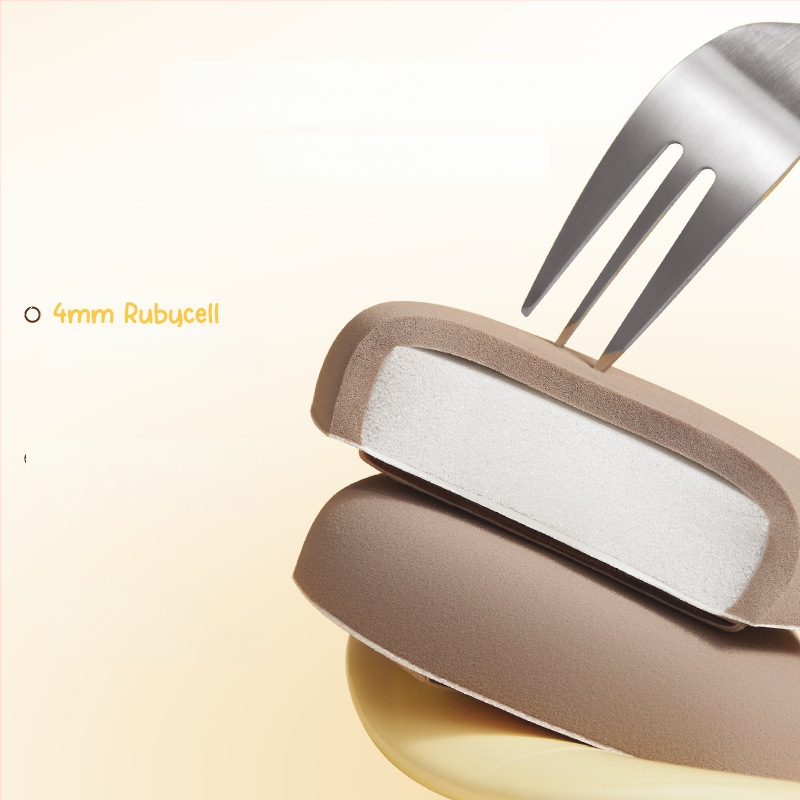 Kolmnurkne puudripadi, naturaalne käsn – puuderile ja vedelale jumestusele, komplekt