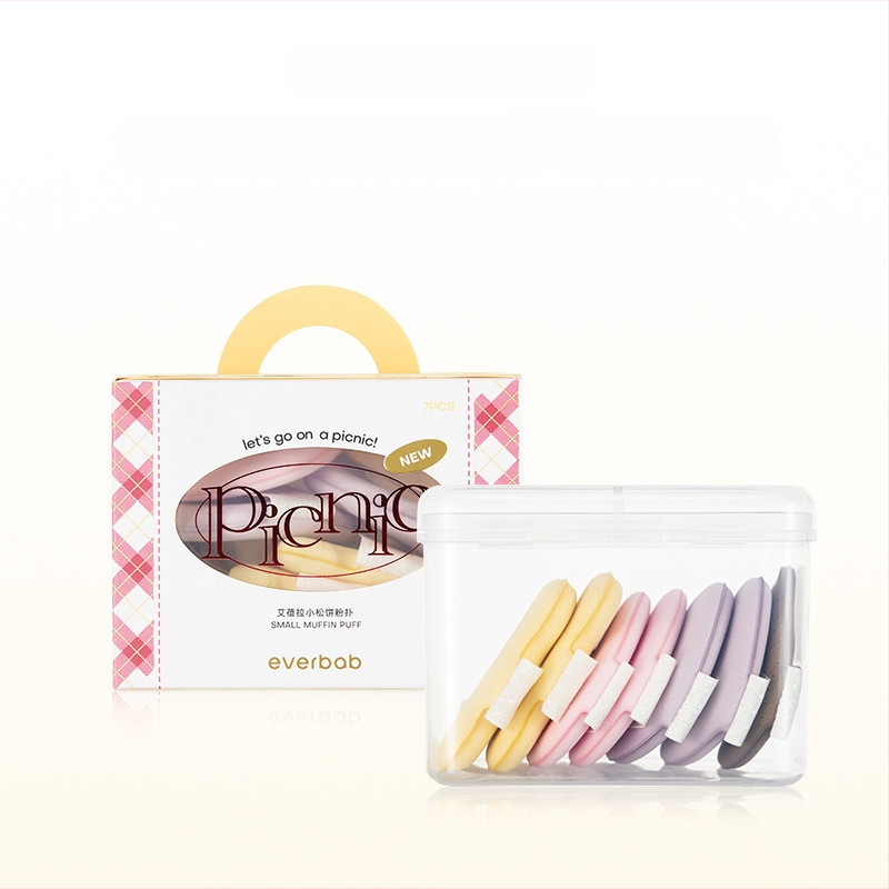 Kolmnurkne puudripadi, naturaalne käsn – puuderile ja vedelale jumestusele, komplekt