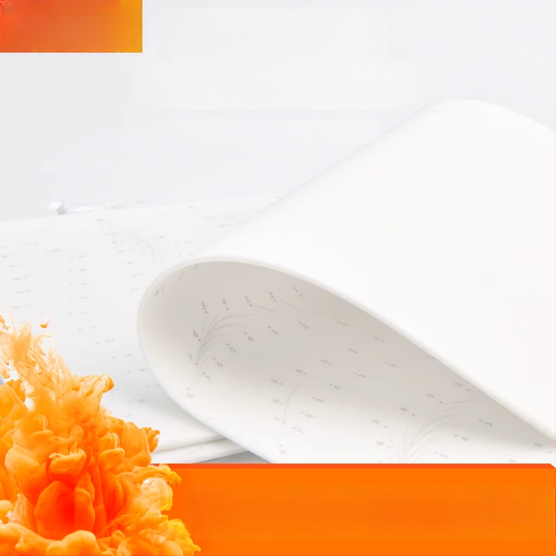 Praktinė oda antakių tatuiravimui, minkšta silikono tekstūra, pradedantiesiems. Importas: Ne; Tinka universaliam naudojimui.