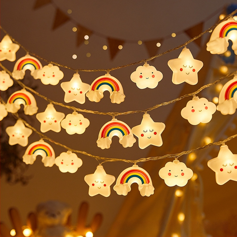 LED virvė su žvaigždėm, debesimis ir vaivorykštės formomis (IP43 apsauga; baterijų dėžutės maitinimas; 10–100 LED diodų; reguliuojamas šviesos intensyvumas; rankinis valdymas)