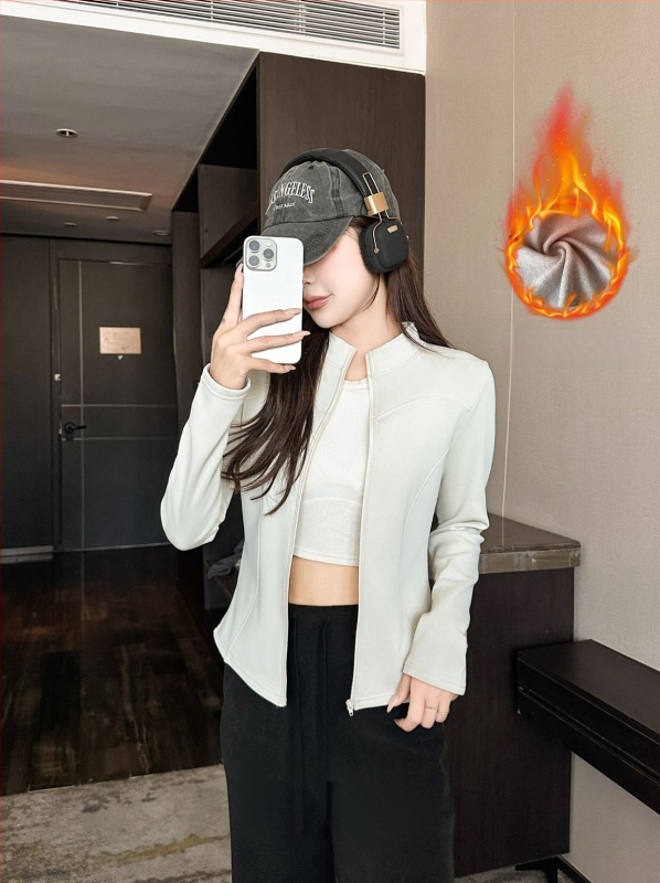 Sieviešu jogas jaka ar grafēna oderi, garas piedurknes, stāvošs apkaklis, poliester-spandeksa audums, garums 50-65 cm