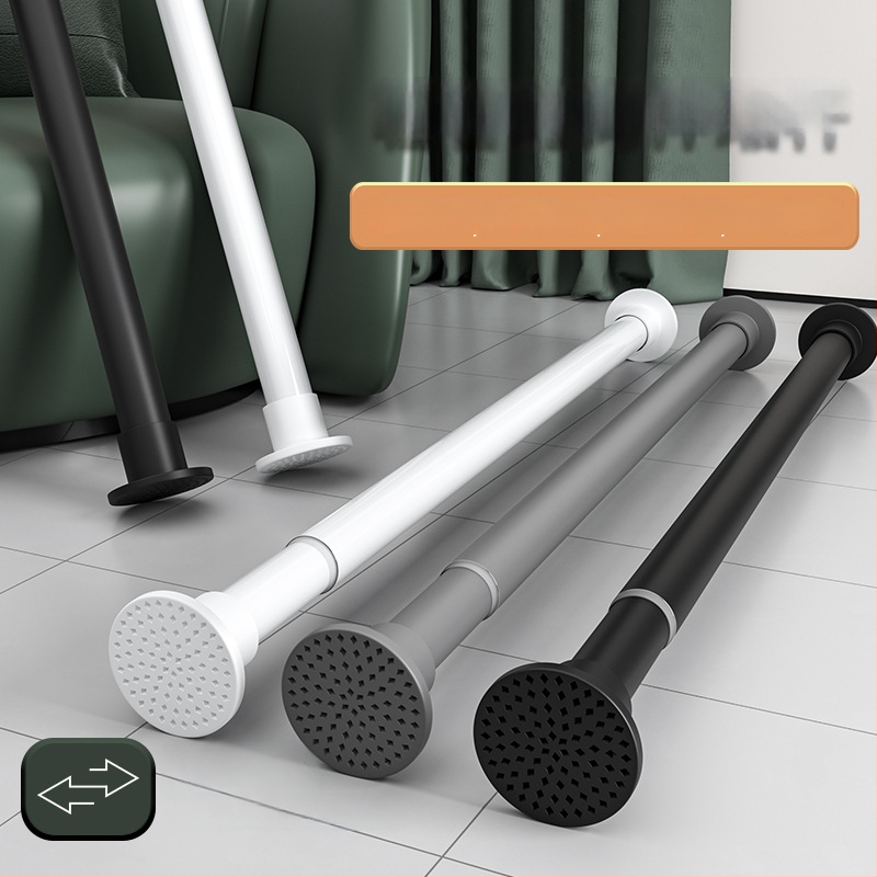 Metalinė drabužių bėgelė miegamojo kambariui – šiuolaikiško minimalistinio stiliaus, skirta drabužiams pakabinti, išleista 2017 m. žiemą