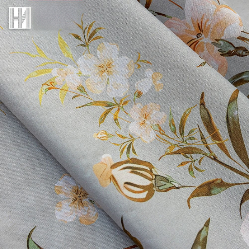 Poliesterio užuolaidų audinys su gėlių raštu, aukštas šešėlinimas 71–90%, tinkamas studijai, valgomajam, įėjimui, balkonui, komercinėms patalpoms