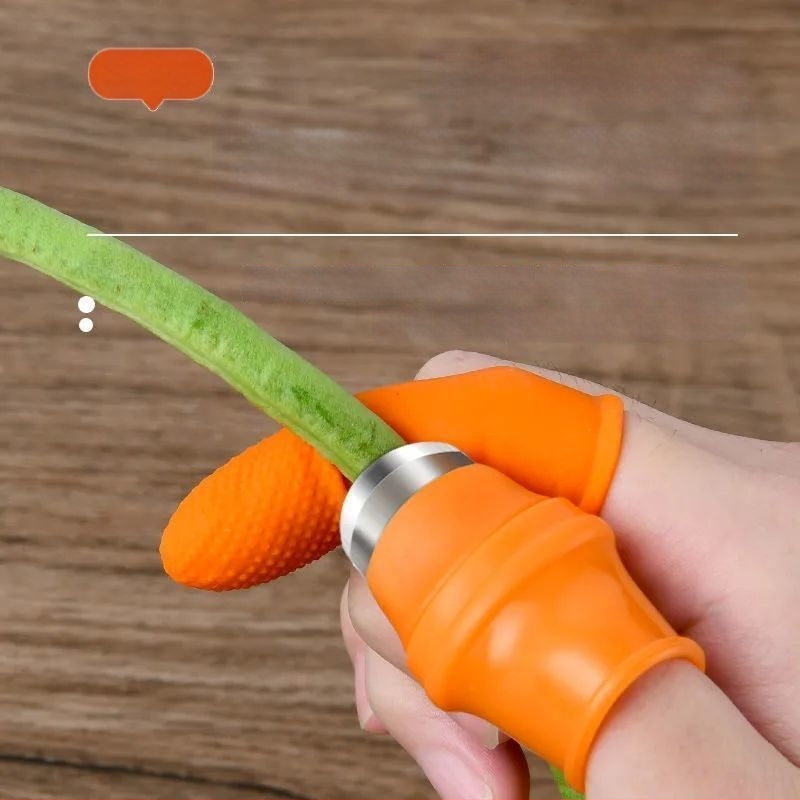 Daugiafunkcis nykščio peilis su pirštų apsaugomis česnakų lupimui ir daržovių derliaus rinkimui