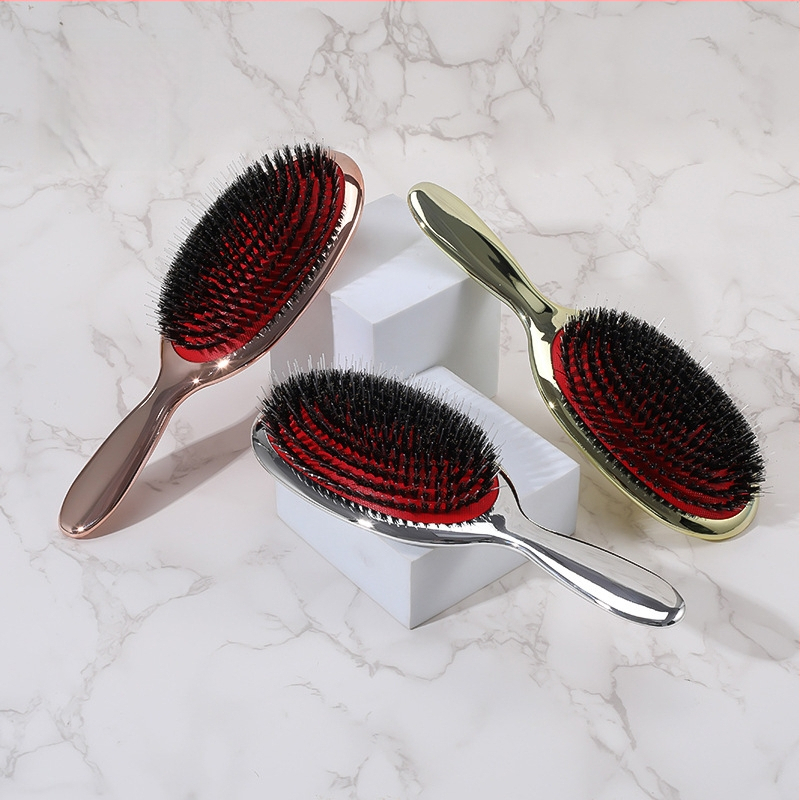 Masažo plaukų šepetėlis su elektroplatinėtais plastmasos šereliais — Medžiaga: PS, šereliai, nailonas