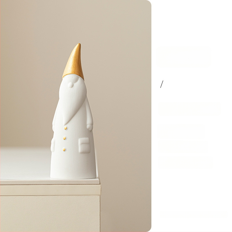 Porcelianė vaza su Kalėdų seneliu, šiaurės Europos Kalėdinis dekoras, šiuolaikinis minimalistinis stilius, prekės ženklas A search for ceramics