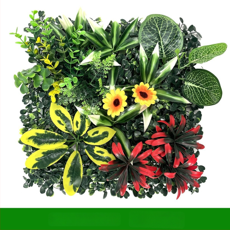 Augalų siena fone – plastikinė žolė su šilko gėlėmis; reljefinis paviršius, injekcinis formavimas; įvairovė: eukaliptas Milan, dirbtinės gėlės, papartis, persų stilius; vestuvėms, lauko naudojimui, fotografijos rekvizitai, namų dekorui