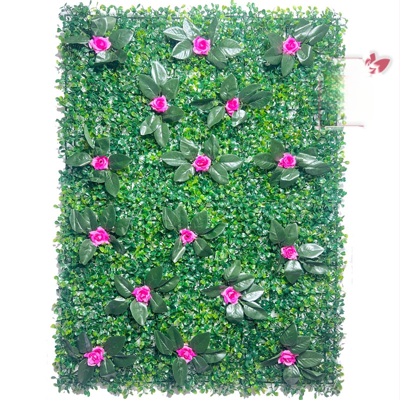 Yi Xiang Sienos plokštė su imitaciniu kilimu, serija Simulation turf, medžiaga: plastinis augalas, pritaikytas apdorojimas, dalinai rankinis/dalinai mechaninis procesas