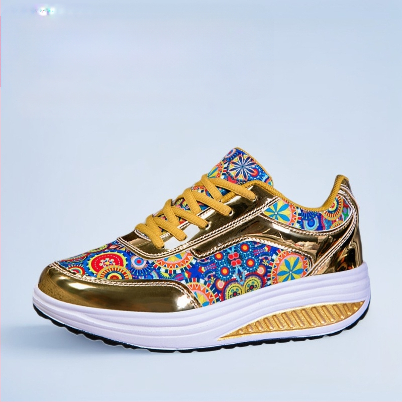 Moteriški laisvalaikio batai, pank stiliaus, aukštį didinančios sportbačiai, apvali nosis, PU viršus, grafiti raštas, žemas batų kaklelis, EVA padas, raišteliai