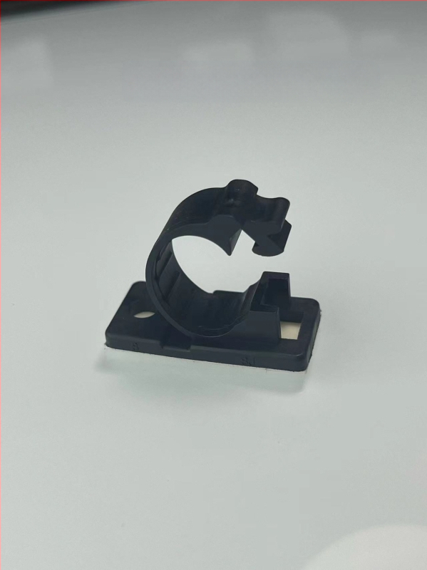 Ise kleebitav kaabliklips — reguleeritav laua kaablite organiseerija, naelata seina kinnitamine