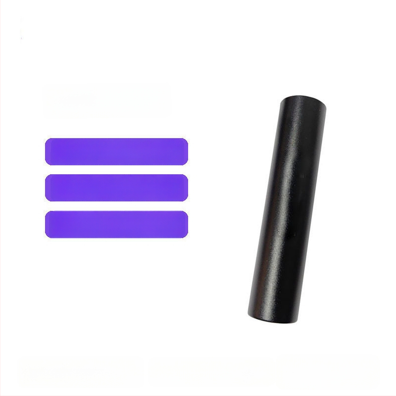 Įkraunama UV Wood's lemputė 365 nm su LED šviesa fluorescencijos aptikimui, aliuminio lydinio korpusas, 800 mAh baterija, įkroviklis įtrauktas