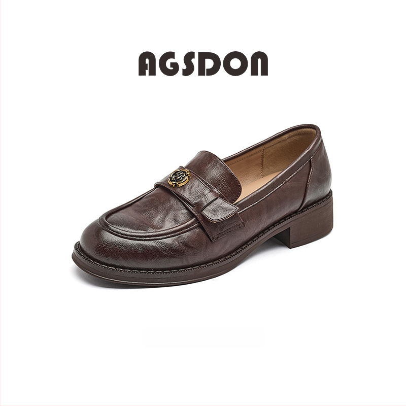 Moteriški britų stiliaus loaferiai su apvaliu priekiu, PU viršus, guminiu padu ir storu 3–5 cm kulnu