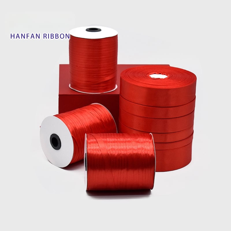 Xuanchen lente – poliester lente ar pielāgojamu loku un logotipa druku iespēju; piemērots apģērbam, mājas tekstilizstrādājumiem un rūpnieciskai lietošanai.