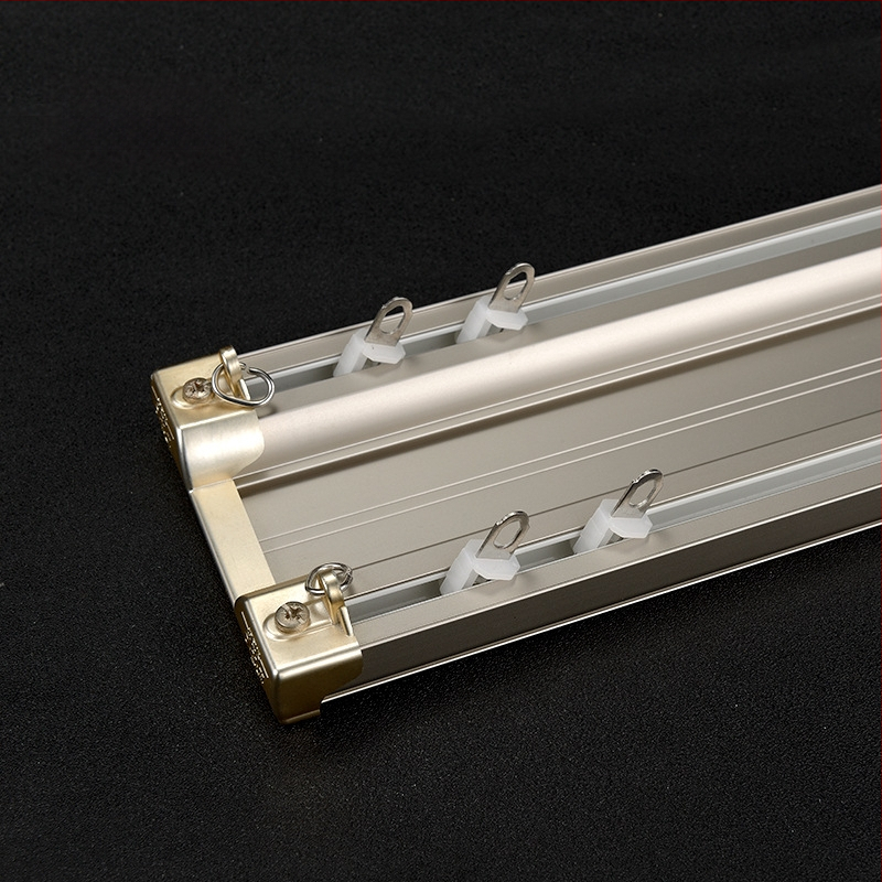 Aliuminio lydinio užuolaidų bėgiklis su dvigubu taku, sujungtas dizainas, pritaikomas, šviesus prabangos stilius