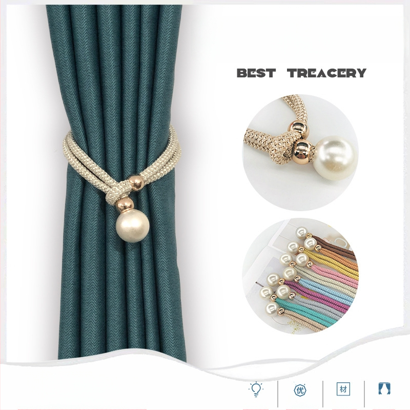 Audinių užuolaidų raišteliai su perlų akcentais, reguliuojami surišimo dirželiai, lengvas prabangos stilius