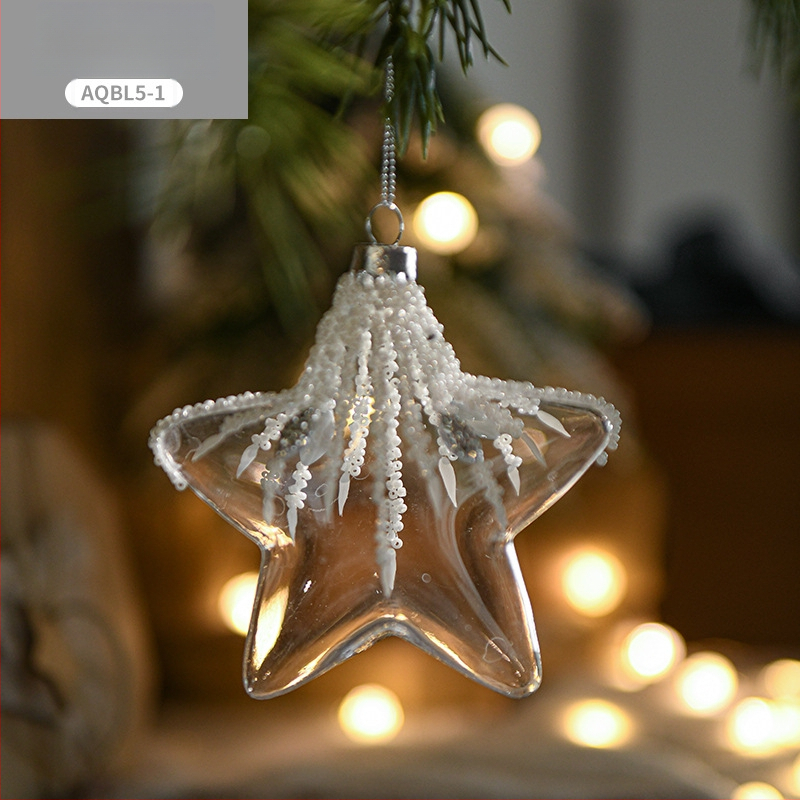 Läbipaistev klaasist jõulukaunistus kristallglitteriga – käsitöö, kaasaegne minimalistlik stiil; kingitus kolleegidele ja sõpradele