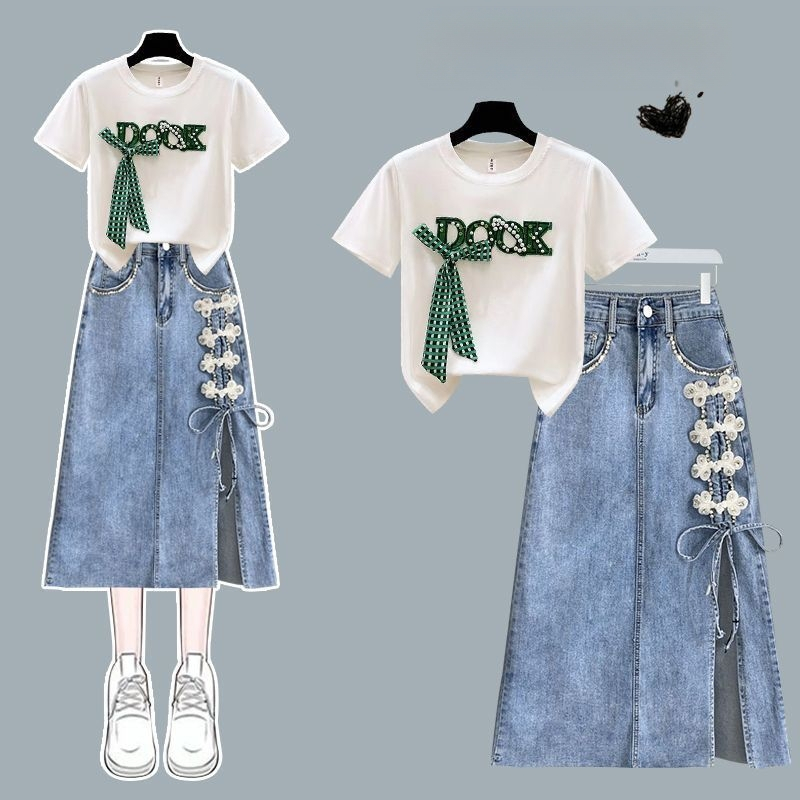 Kaheosaline lastekomplekt: ees nööpidega top ja helmestega džinsiline seelik, lühikesed varrukad, puuvill–polüesteri segu