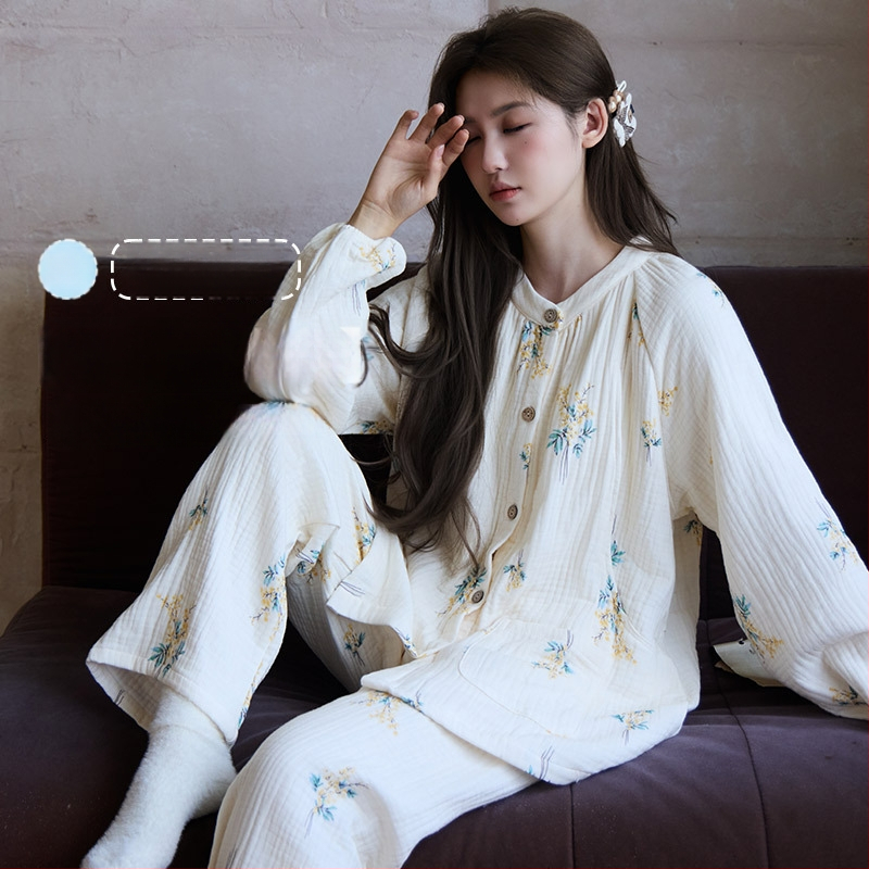 Nėščiųjų ir žindymo pižama iš medvilninės marlės – keturi sluoksniai, ilgos rankovės, apvali kaklo linija, tanki 100% medvilnė, tinkama žiemai, pavasariui ir rudeniui.