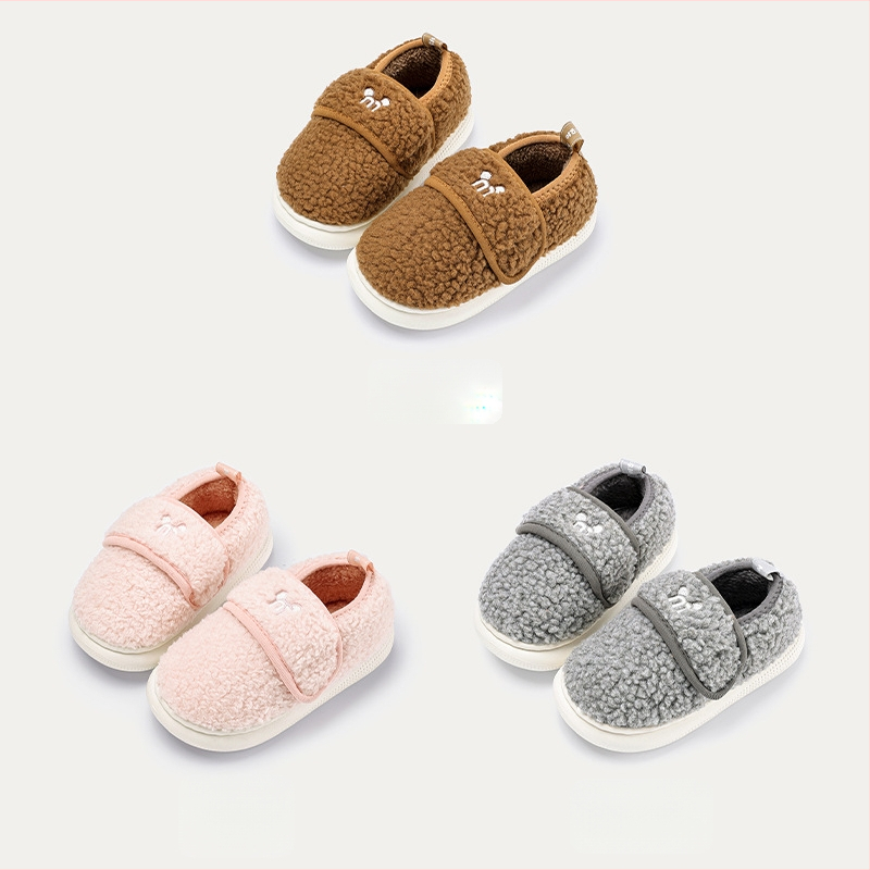 Laste soojad kodukingad puuvillast, unisex; vanuserühm 4–16 a.; päritolu Ningbo, Zhejiang; ülaosa: plüüsvooder; tald: EVA