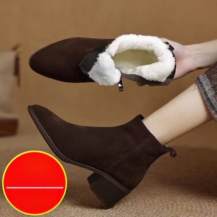 Naiste retro-stiilis nubukist pahklimbotid ümmarguse nosiga, 3–5 cm paksu kanna, külgmine tõmblukk, kummist talla