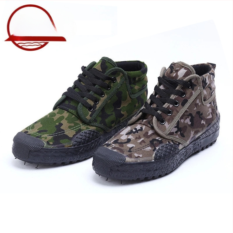 Lutai Darba apavi, augsta augšdaļa no audekla, vulkanizēta gumijas zole, ādas pirksta aizsargs, maskēšanās raksts