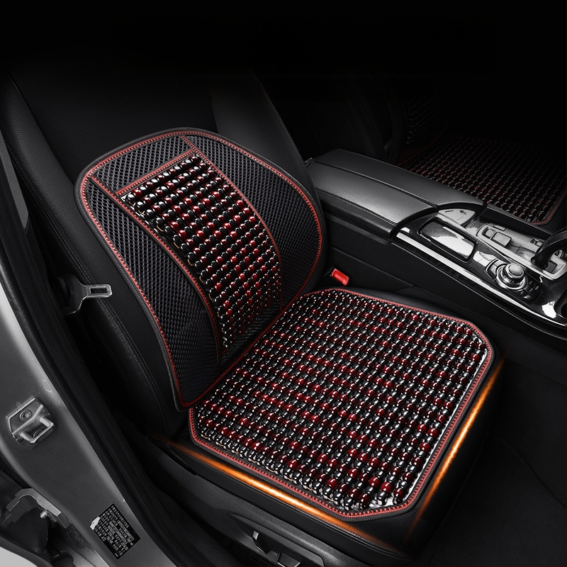 Automobiļa sēdekļa spilvens, viengabala kvadrātiska no koka lodītēm, aizmugures sēdeklim, elpojošs un pretslīdējošs.