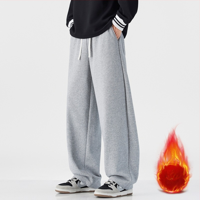 Vyriski sportiniai treninginiai kelniai su fliso pamušalu, tiesaus kirpimo, vienos spalvos, medvilnės-poliesterio mišinys 61,2%/38,8%, vidurinė juosmens, ruduo 2025