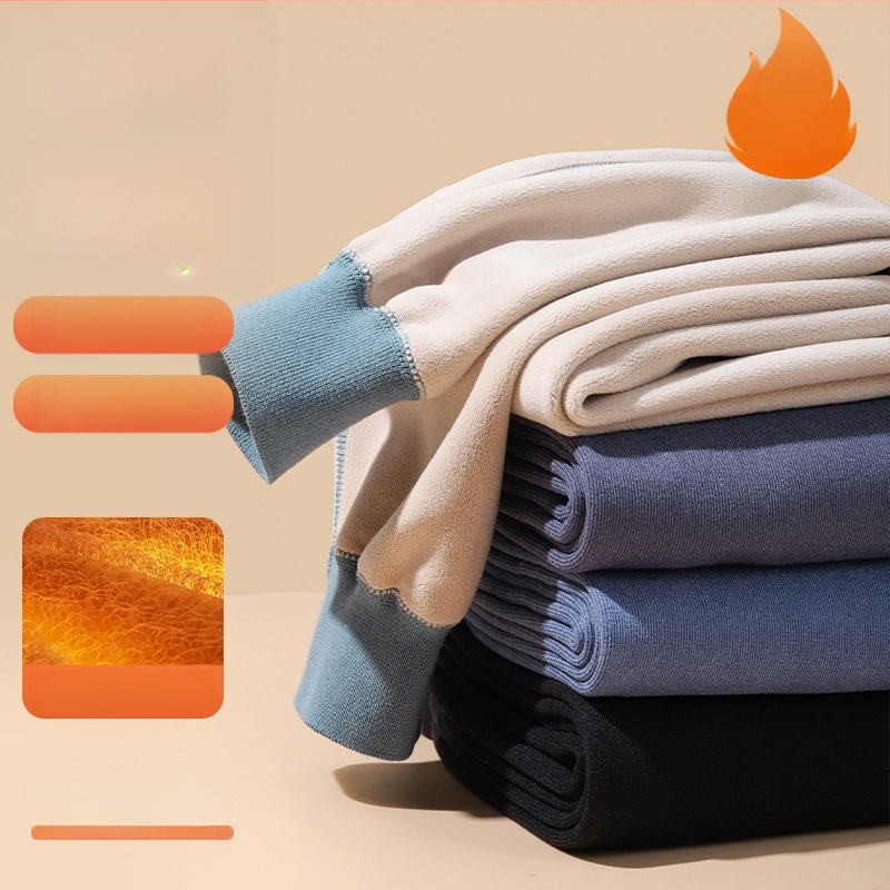 Noorte poiste soojad fleecevooderpüksid – polüester, paks materjal, ühevärvilised, pikad püksid.