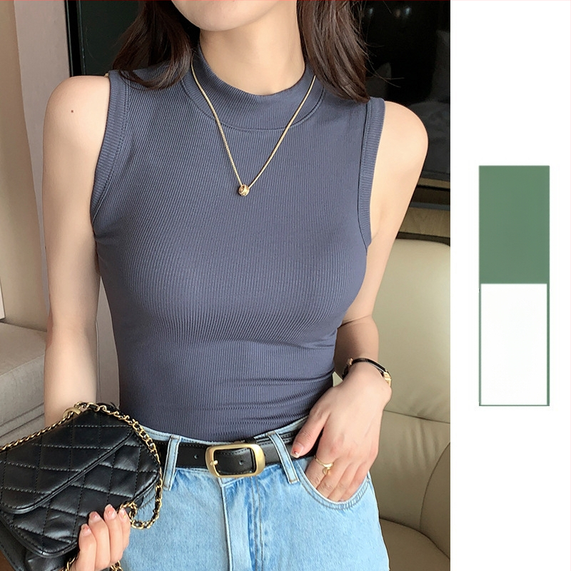 Moteriškas dryžuoto mezgimo be rankovių viršūnė su apvaliu kaklu - siauras siluetas, aukšta elastika, viskozės pluoštas 90–95%