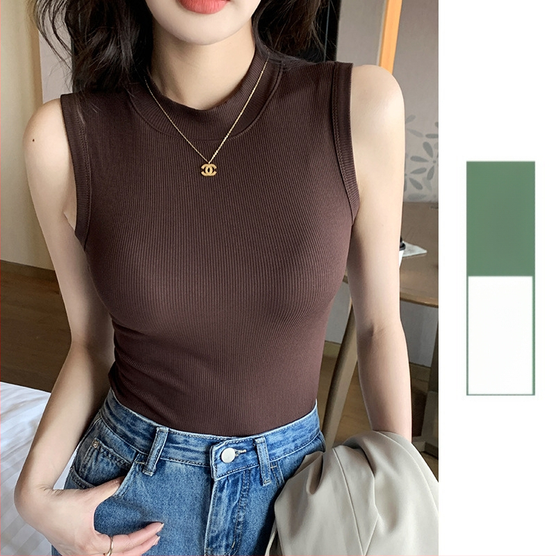 Moteriškas dryžuoto mezgimo be rankovių viršūnė su apvaliu kaklu - siauras siluetas, aukšta elastika, viskozės pluoštas 90–95%