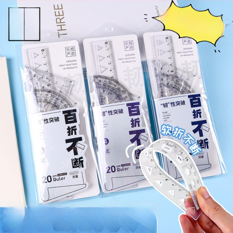 Plastikinis keturių liniuotų komplektas piešimui, įskaitant trikampio liniuotę ir kampometrą