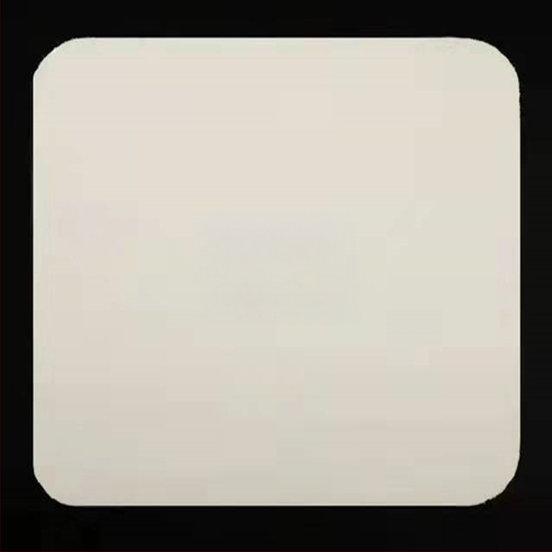 Automobilio valymo skiautelė iš avies odos – daugiafunkcinė, aukštas sugeriamumas, nepalieka plaukų, nepalieka žymių; 70 g; spaudytas logotipas; licencijuota privataus prekinio ženklo etiketė