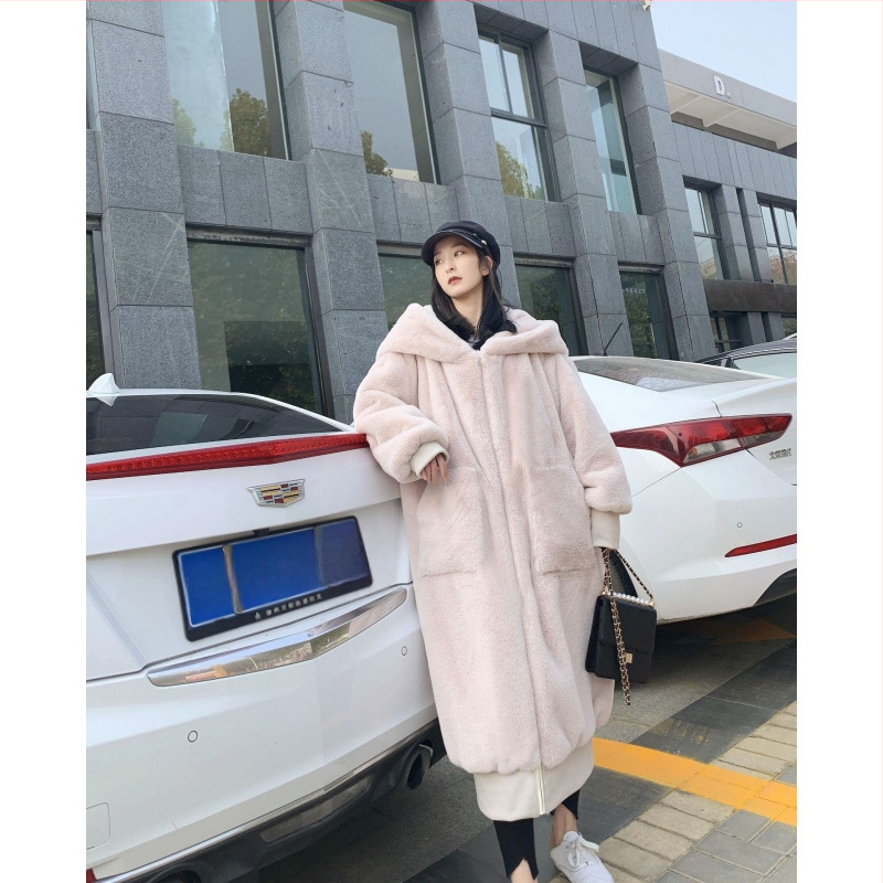 Garš kapucēts mākslīgās kažokādas mētelis, imitācijas kažokāde, garas piedurknes, sievietēm