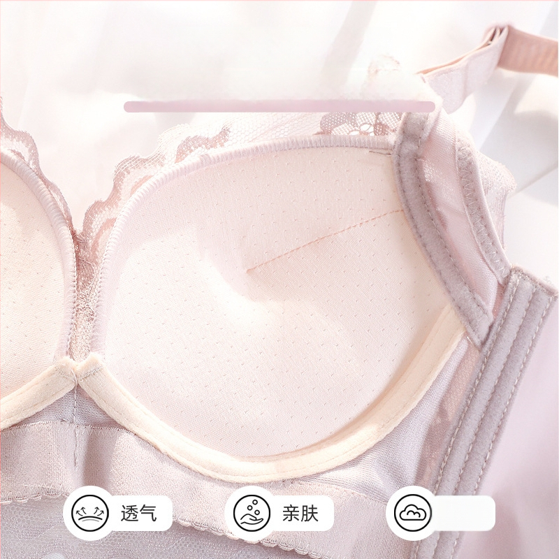 Moterų liemenėlė be vielos su nėriniais, 3/4 puodeliai, plonas viršus, fiksuoti dvigubi dirželiai, nugaros uždarymas su trim eilių kabliukais