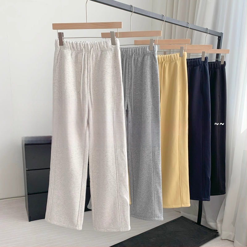 OMILI Moterų sportinės kelnės su fliso pamušalu, laisvo kirpimo, platus kelis, aukštas juosmuo, tiesus kirpimas, vidutinio storio poliesteris, mikroelastika