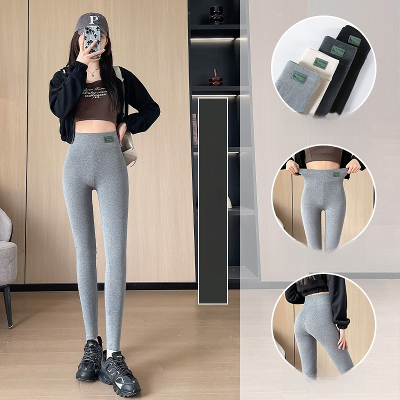 Moteriški medvilniniai aukšto liemens kelnaitės, 9/10 ilgio, siauras kirpimas, medvilnės-elastano mišinys, pamušalas iš fliso