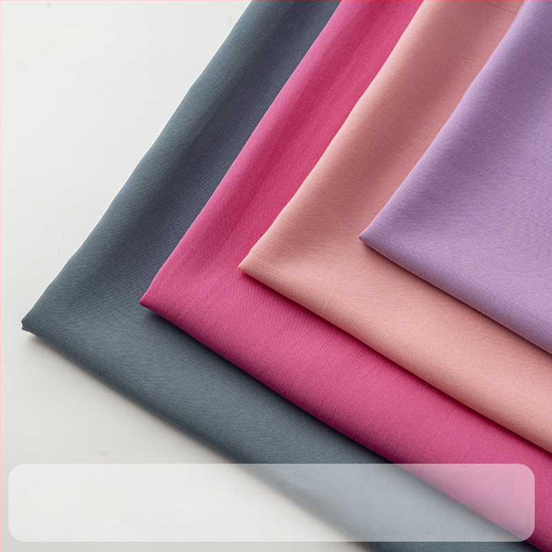 Marškinėliams ir suknelė audinys – 100% medvilnė, 40s siūlai, aukštas tankis, geometrinis džakardas