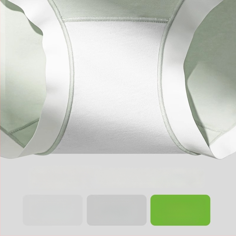 Moteriški medvilniniai apatininiai su vidutiniu juosmeniu, antibakteriniai ir kvėpuojantys; pagrindinis audinys 80–90% medvilnė; tarpinės įdėklas 100% medvilnė