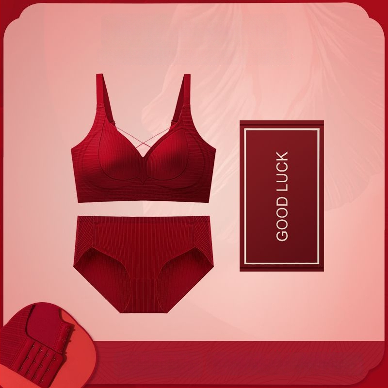 Jaunavedžių liemenėlės komplektas: push-up efektas, 3/4 puodeliai, putplasčio įdėklas, fiksuotos dvigubos petnešos, nugaros trijų eilių sagtelės, nailonas