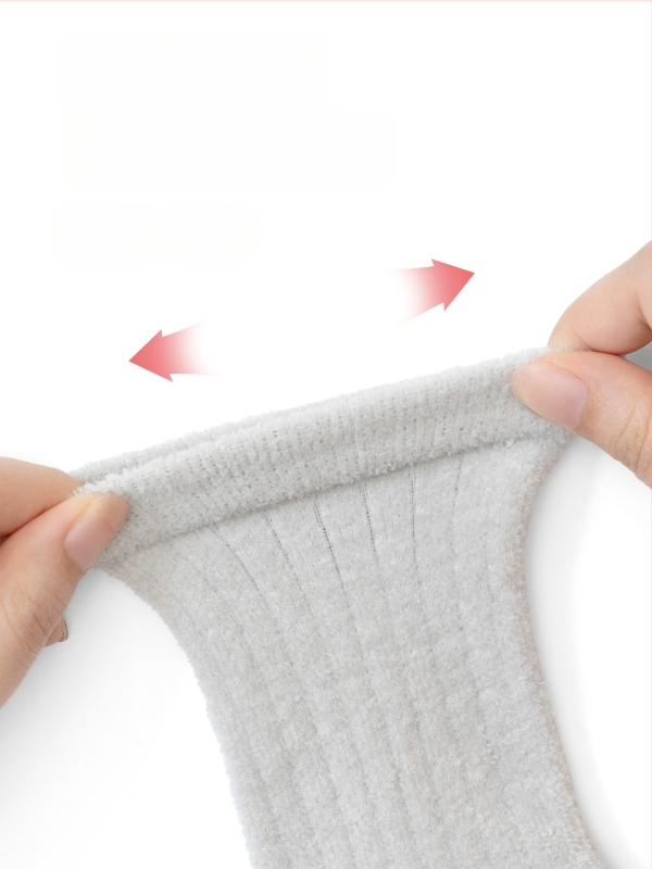 Bērnu zeķes vidējā garuma – ar fleece iekšpusi, biezas un silti, abpusēji samtainas virsmas, universālas 1–3 gadu vecumam, Ziemas 2025