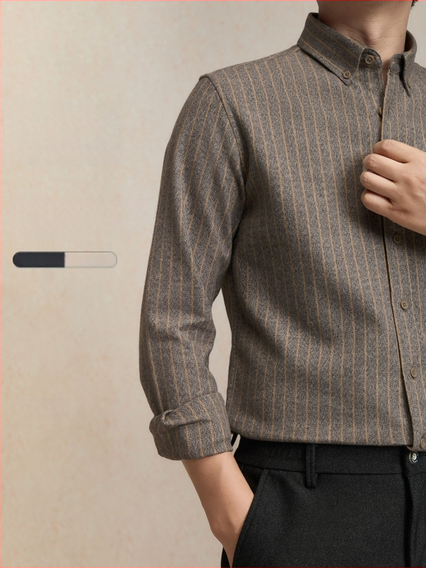 Meeste puuvillane särk vertikaalsete triipudega, pikkade varrukatega, ruuduline krae, tihe lõige, talvine igapäevane äriline särk
